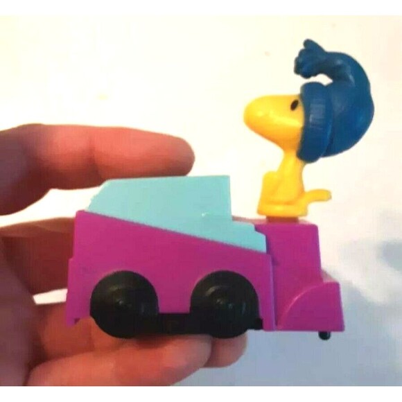 Snoopy Tweety Bird McDonald's 2018 2016  Happy Meal Toy Peanuts Lot of 4 - Picture 3 of 12